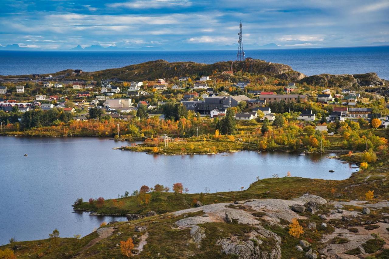 Lofoten Planet BaseCamp Sørvågen Exterior foto