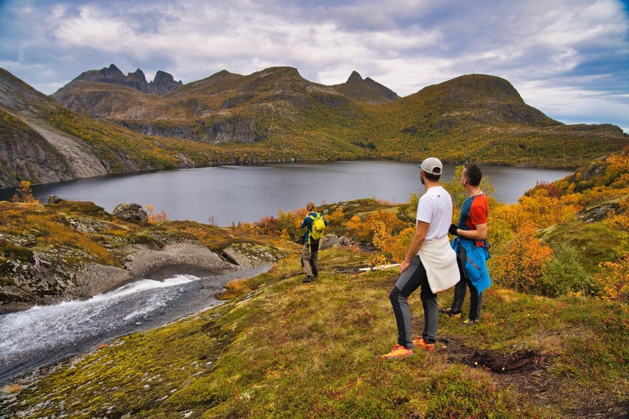 Lofoten Planet BaseCamp Sørvågen Exterior foto