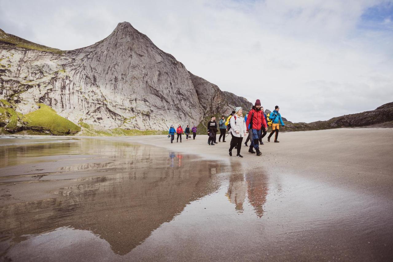 Lofoten Planet BaseCamp Sørvågen Exterior foto